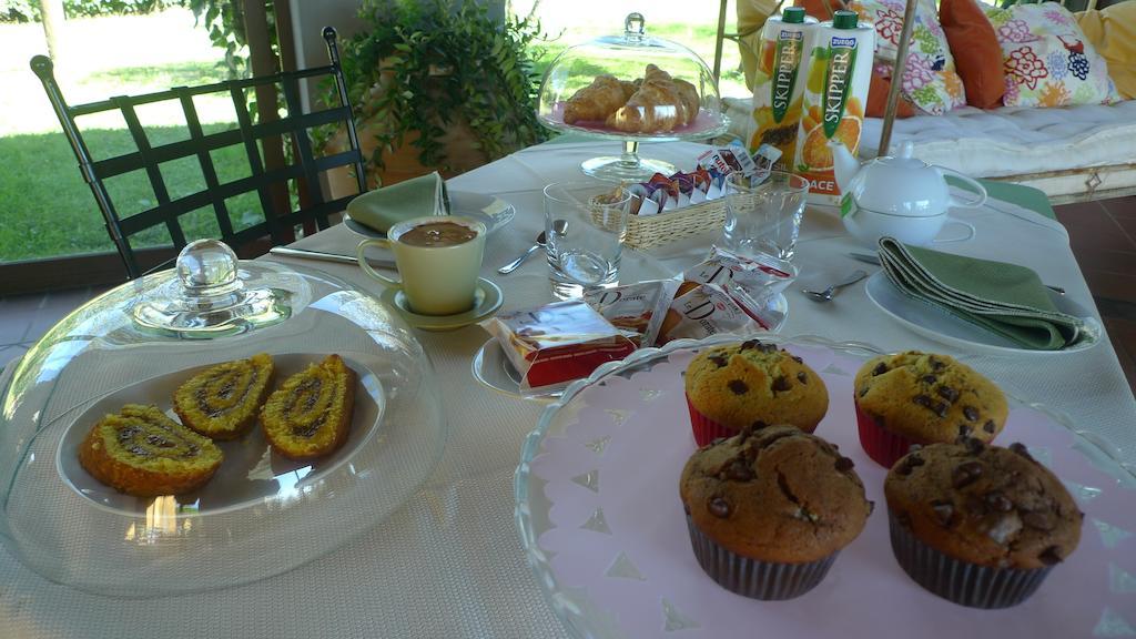 Le Ninfee Bed & Breakfast Cassino Bagian luar foto