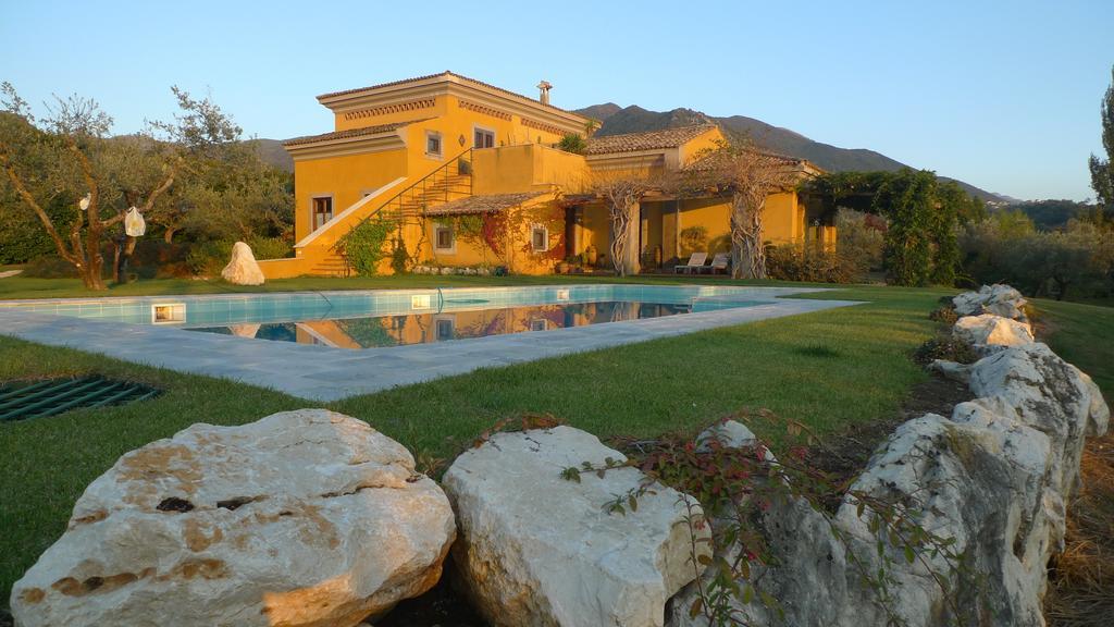 Le Ninfee Bed & Breakfast Cassino Bagian luar foto
