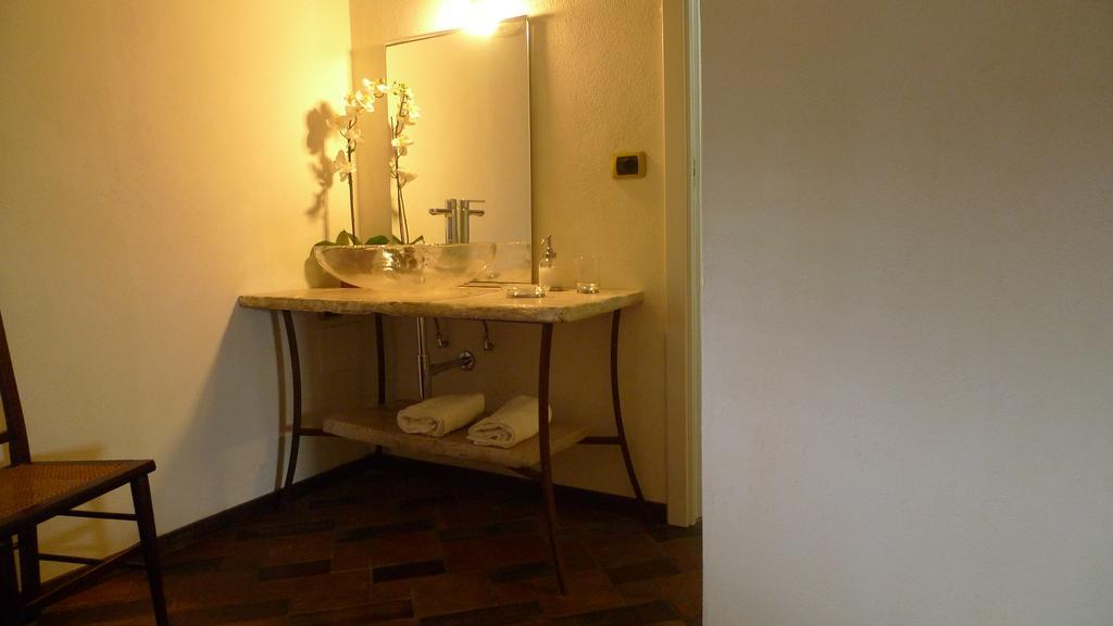 Le Ninfee Bed & Breakfast Cassino Bagian luar foto