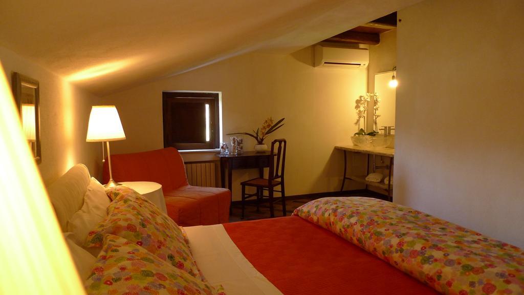 Le Ninfee Bed & Breakfast Cassino Bagian luar foto